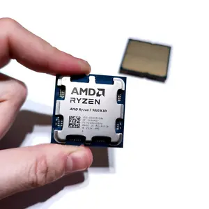 Процессор AMD Ryzen 7 9800X3D AM5 OEM (цена с ozon картой)