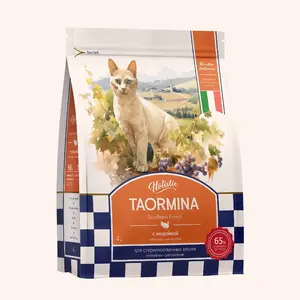 Беззерновой корм Taormina Southern Forest для стерилизованных кошек со свежей индейкой, ягодами и овощами, 4 кг