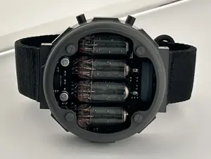 Часы из игры «Метро 2033» (с картой OZON)